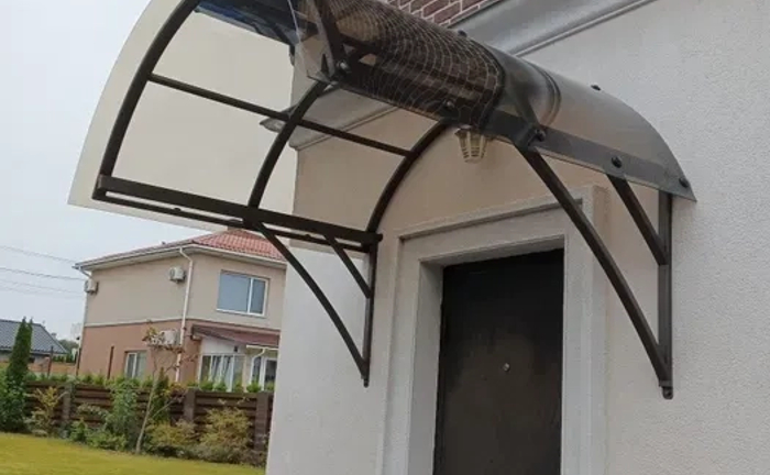 Зварювальні роботи. Реставрація, ворота, козирькі. Навіси, перила Зварювальні роботи. Реставрація, ворота, козирькі. Навіси, перила