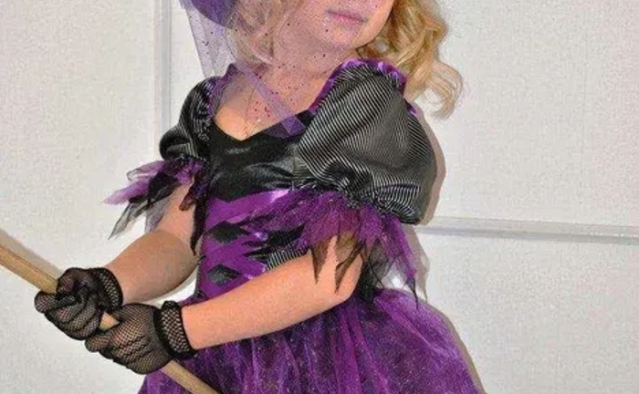 Дитячий святковий карнавальний костюм Дитячий святковий карнавальний костюм