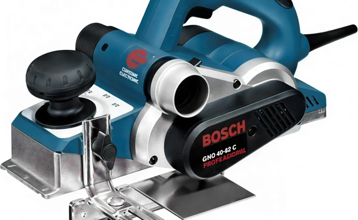 Професійний рубанок BOSCH GHO 40-82 C