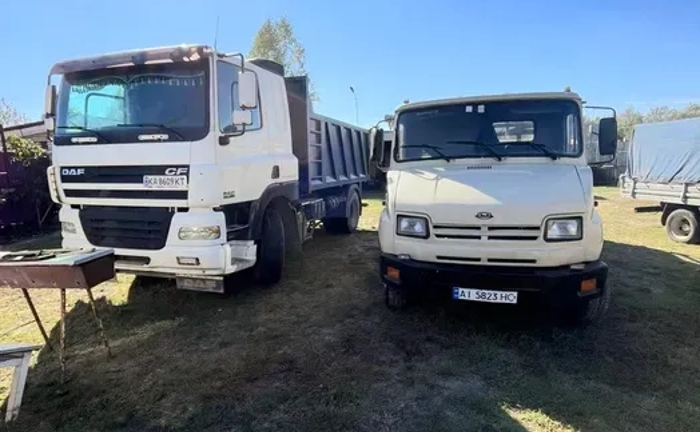 Вивіз сміття (буд,хлам,листя) без вих. Вивіз сміття (буд,хлам,листя) без вих.