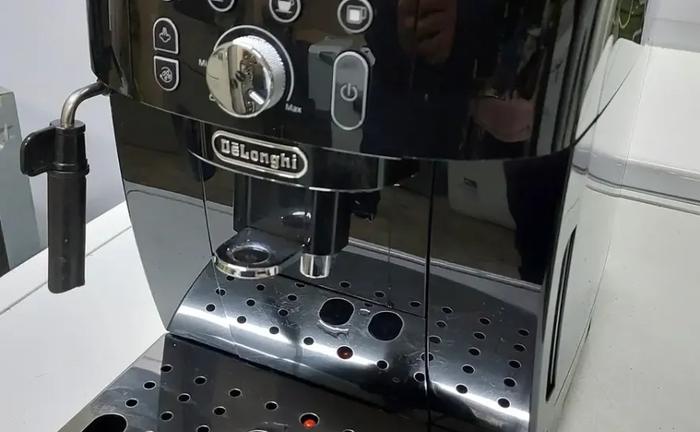 Кавоварка De'Longhi Magnifica S