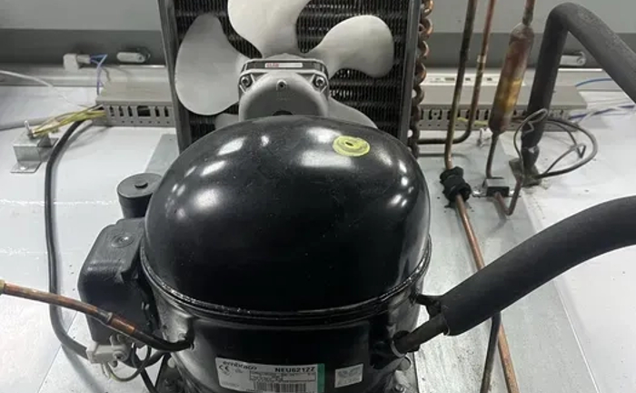 Ремонт холодильників, морозильників, кондитерських вітрин Ремонт холодильників, морозильників, кондитерських вітрин