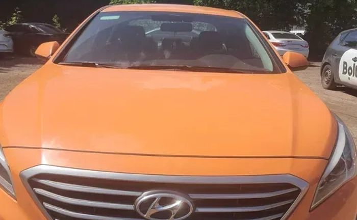 Автомобіль під таксі Автомобіль під таксі