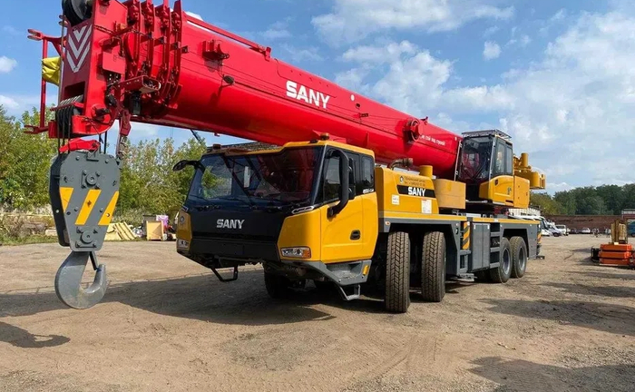 Автокран SANY 300 т для важких підйомів і монтажу Автокран SANY 300 т для важких підйомів і монтажу