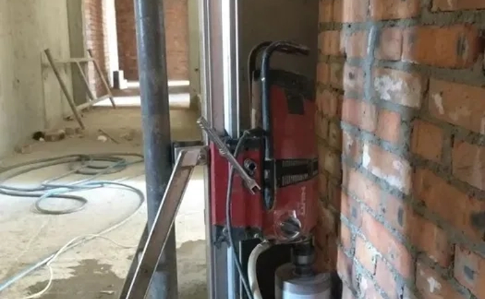 Алмазна різка бетону,буріння отворів, розширення пройому