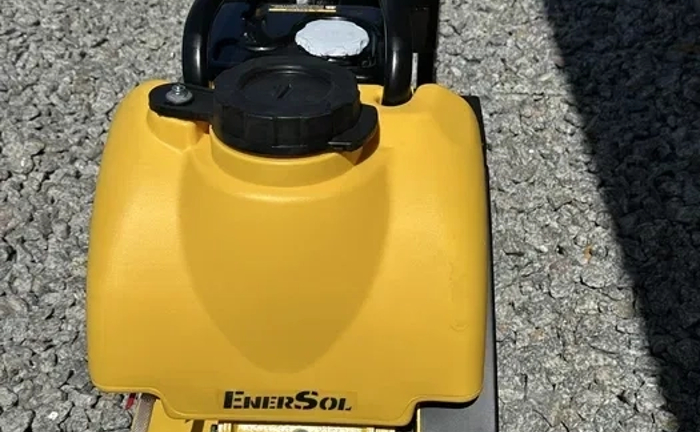 Віброплита трамбовка з підложкою для плитки бензинова подобово Віброплита трамбовка з підложкою для плитки бензинова подобово