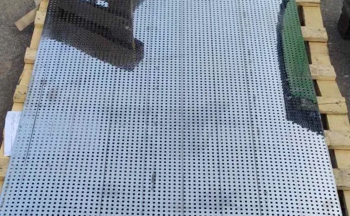 Послуга пробивання металу (на координатно-пробивному пресі TruMatic L 60 ) Послуга пробивання металу (на координатно-пробивному пресі TruMatic L 60 )