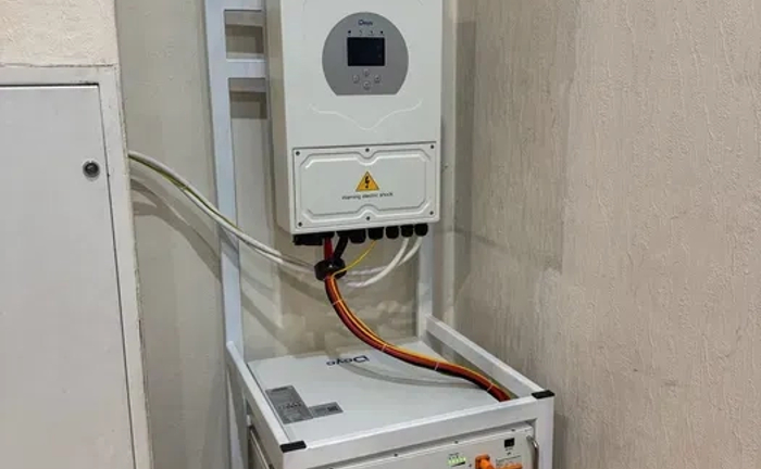 Встановлення інверторів , генераторів , станцій живлення ДБЖ ИБП Deye