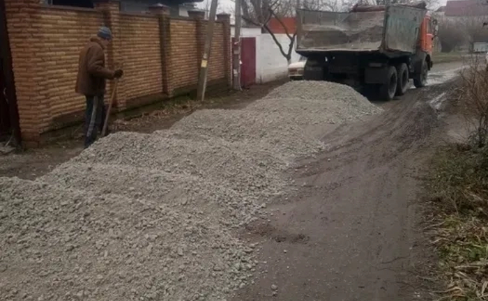 Шлак Пісок Щебінь Відсів. КАМАЗ.10 тон. Доставка самоскидами Шлак Пісок Щебінь Відсів. КАМАЗ.10 тон. Доставка самоскидами