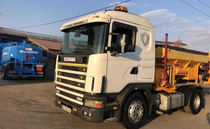 Машина для ямкового ремонту Scania 114l 380 Машина для ямкового ремонту Scania 114l 380
