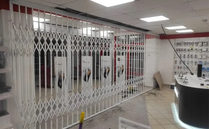 Виготовлення захисних металевих решіток на двері та вікна Виготовлення захисних металевих решіток на двері та вікна