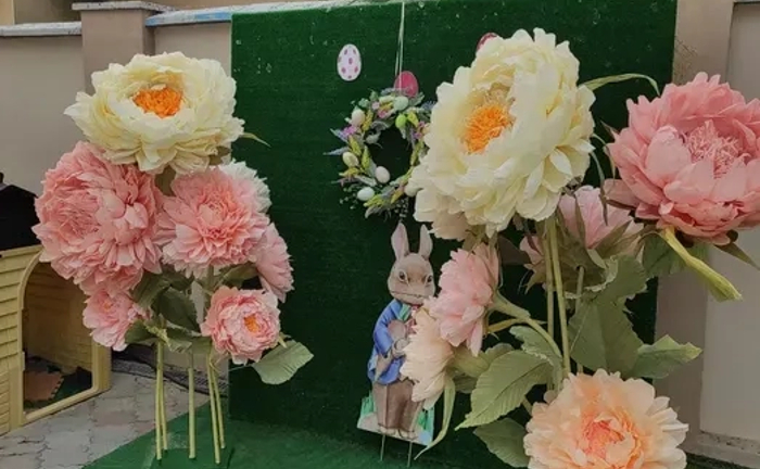 Неймовірні ростові квіти та фотозони під ключ. Дзвоніть!