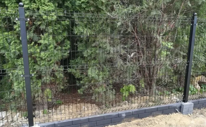 Забор сетка секційна 3д, паркан, ворота, калітка, монтаж парканів Забор сетка секційна 3д, паркан, ворота, калітка, монтаж парканів