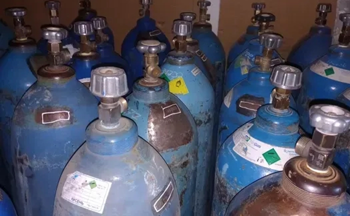 Заправка Балонів Промисловими Газами: Азот, Кисень, Аргон, Вуглекислота, Мікс. Швидко та Якісно! Заправка Балонів Промисловими Газами: Азот, Кисень, Аргон, Вуглекислота, Мікс. Швидко та Якісно!