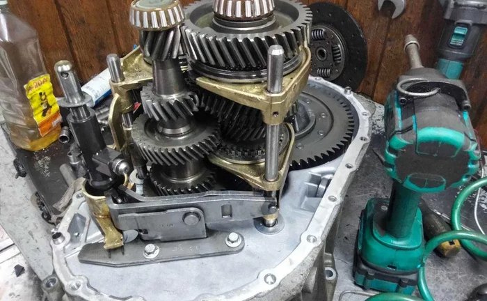 Ремонт КПП Мастер Мовано Трафик Виваро PF6 PK6 PF1 Ремонт КПП Мастер Мовано Трафик Виваро PF6 PK6 PF1