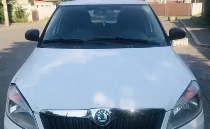 Авто шкода фабія універсал