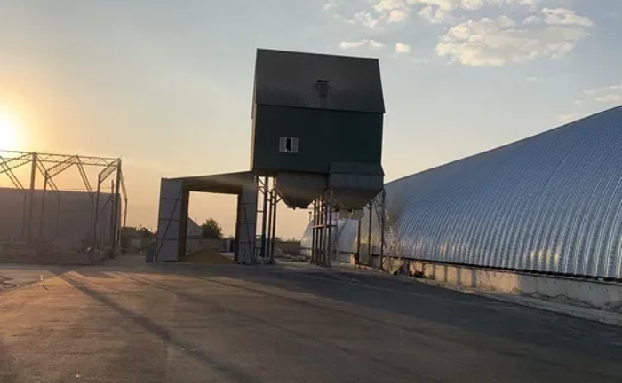 Асфальтування доріг, дворів, автостоянок та складів