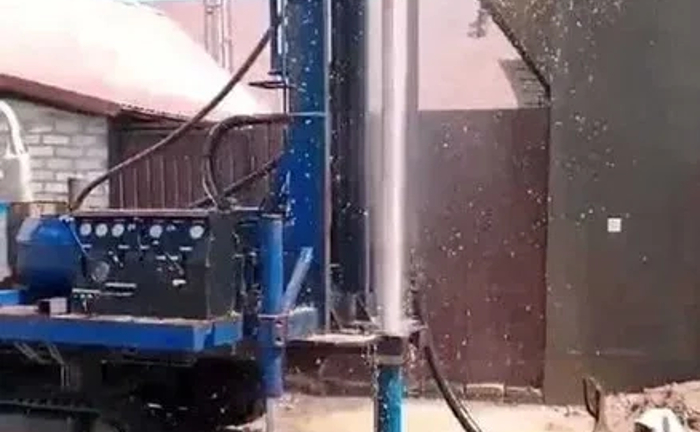 Буріння скважин на воду в твердих породах до 200м Буріння скважин на воду в твердих породах до 200м