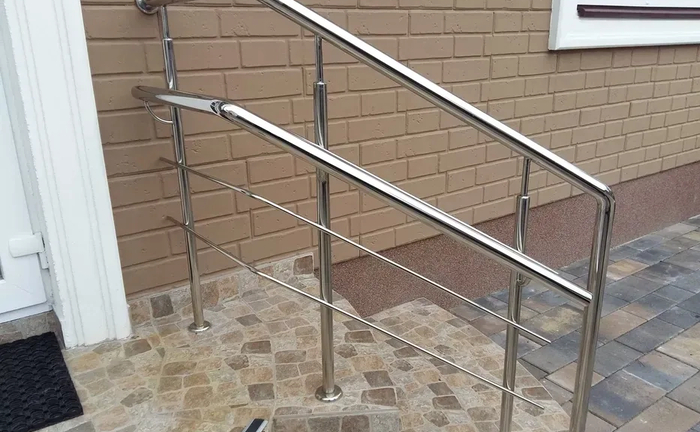 Огородження з нержавіючої сталі, перила, поручні з нержавіючої сталі Огородження з нержавіючої сталі, перила, поручні з нержавіючої сталі
