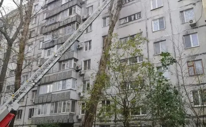 Автовишка 25 м. Автовишка 25 м.