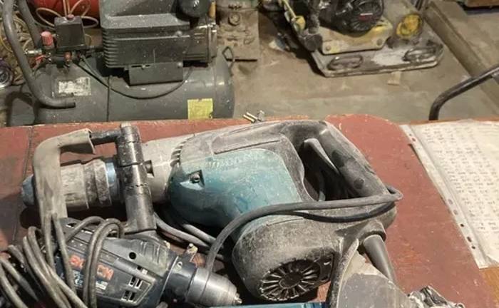 Послуги електро інструмента , перфоратор