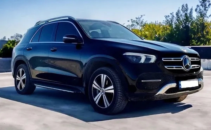 349 Позашляховик на весілля Mercedes GLE 300d без водія 349 Позашляховик на весілля Mercedes GLE 300d без водія
