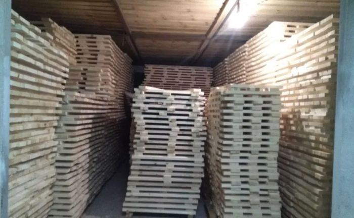 Сушимо пиломатеріали, сушильна камера, розпилювання лісу кругляка