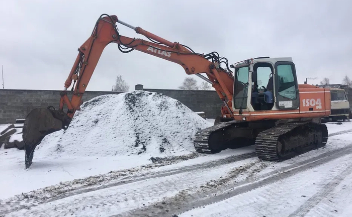 Послуги екскаватором Atlas Послуги екскаватором Atlas