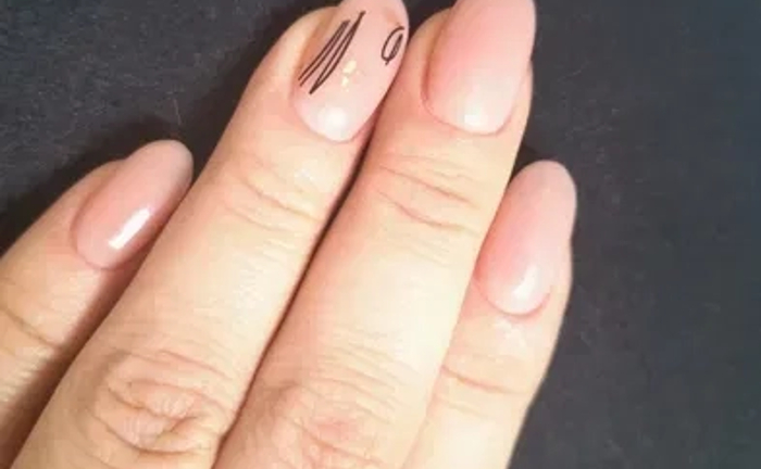 Потрібні моделі на манікюр