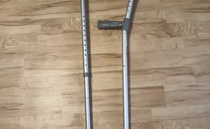 Милиці в гарному стані без пересилання