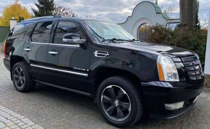 122 Позашляховик на весілля Cadillac Escalade з водієм 122 Позашляховик на весілля Cadillac Escalade з водієм