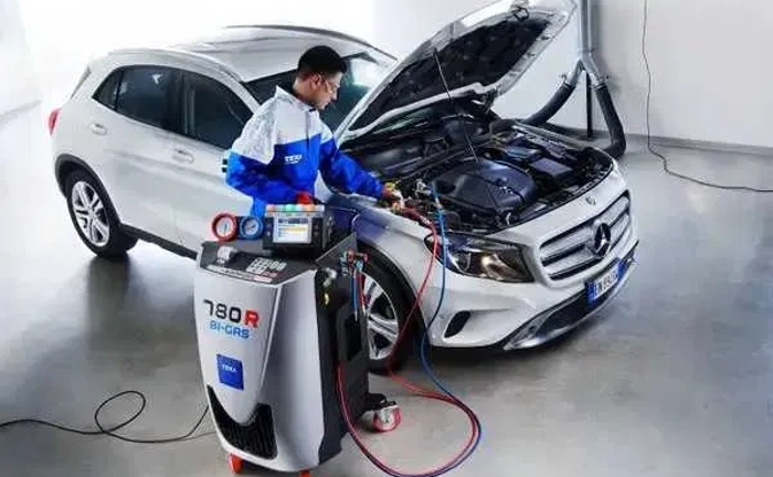 Заправка автокондиціонерів. Ремонт зварювання трубок, ремонт шлангів