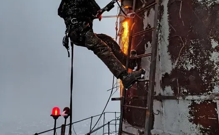 Димові труби: професійний монтаж, демонтаж, ремонт та обслуговування Димові труби: професійний монтаж, демонтаж, ремонт та обслуговування