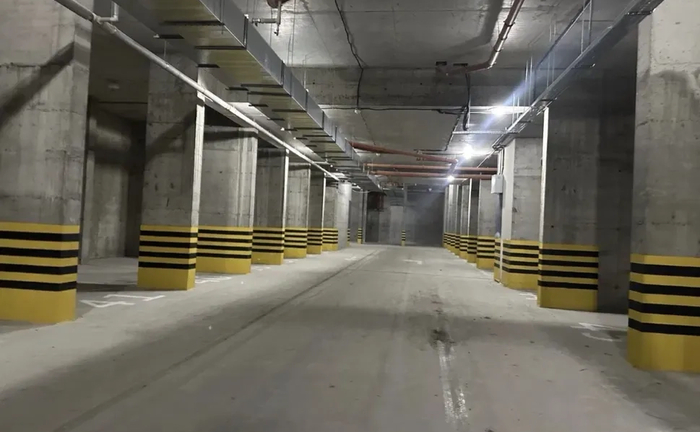 Паркомісце в підземному паркінгу
