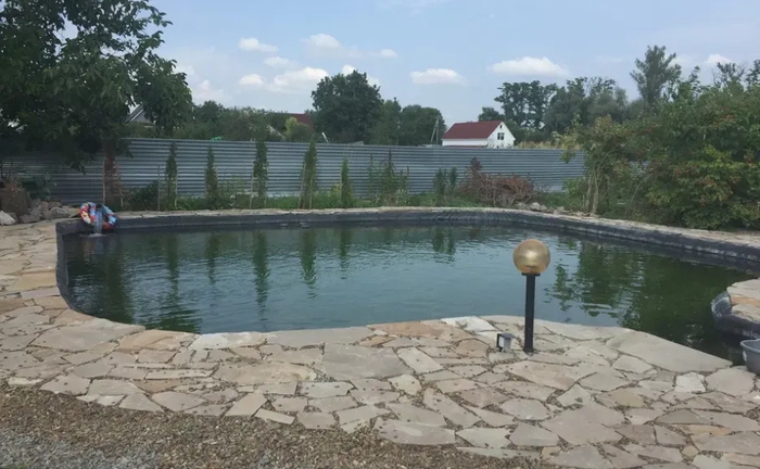Будівництво плавальних ставків. Природні басейни. Эко пруд. Будівництво плавальних ставків. Природні басейни. Эко пруд.
