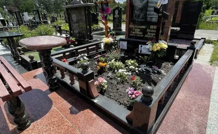 Гранітні комплекси під ключ