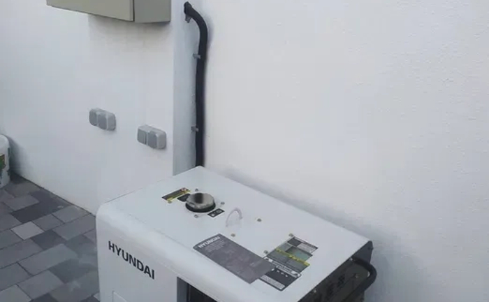 Підключення резервного джерела живлення, монтаж інвертори, генератор