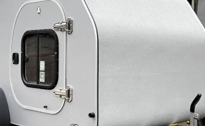 Автокемпер SimpleDrop. Готовий до мандрів Автокемпер SimpleDrop. Готовий до мандрів