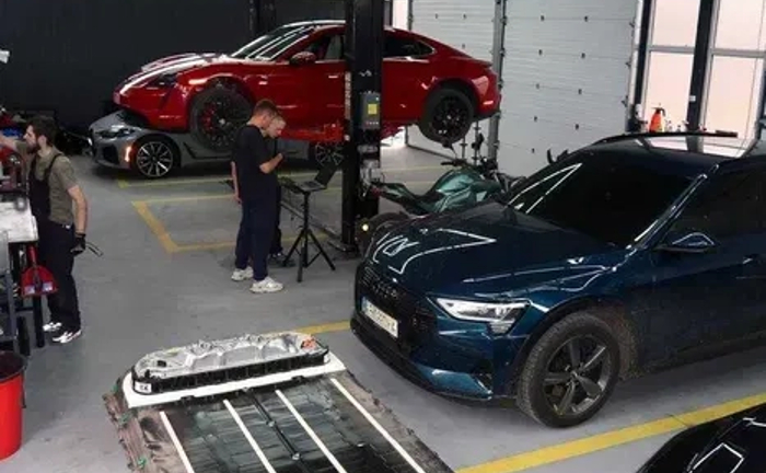 Ремонт TESLA 3 Y S X "під ключ", Професійне сервісне обслуговування автомобілів Tesla в Україні Ремонт TESLA 3 Y S X "під ключ", Професійне сервісне обслуговування автомобілів Tesla в Україні