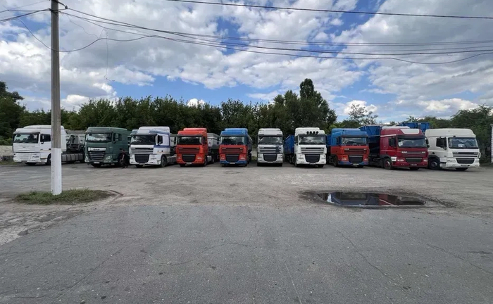 Самоскиди Дніпро