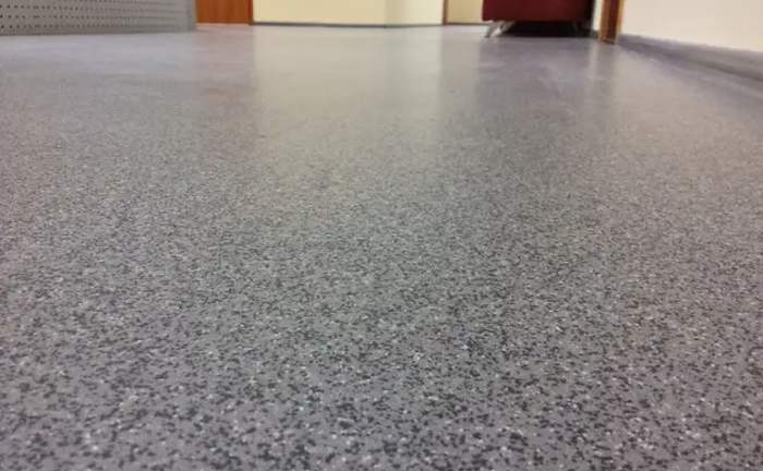 Полімерні наливні підлоги без запаху та розчинників, бетоні