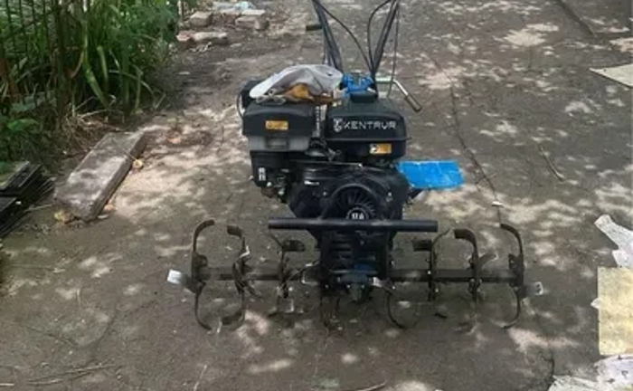 Культивація вспашка мотоблоком, покіс трави, обрізка спил дерев, пергн Культивація вспашка мотоблоком, покіс трави, обрізка спил дерев, пергн