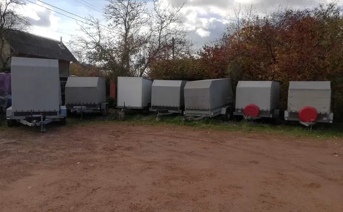 Причепи, лавет/ повної маси 750-3500кг Причепи, лавет/ повної маси 750-3500кг