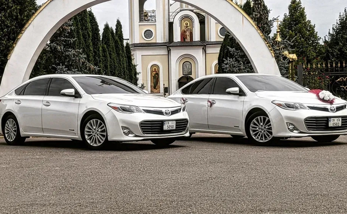 Авто на весілля. Весільний кортеж.