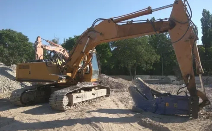 Гусеничний екскаватор Liebherr 932 Гусеничний екскаватор Liebherr 932