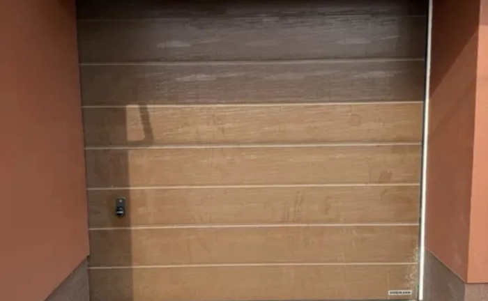 Гараж з загальною площею 18 м2