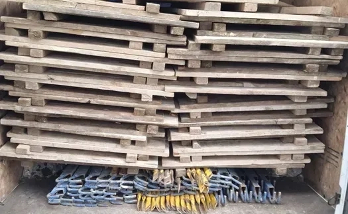 Послуги професійного будівельного риштування. Повний комплект для висотних робіт.