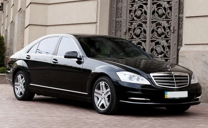 092 Авто на весілля Mercedes W221 S500L black 092 Авто на весілля Mercedes W221 S500L black