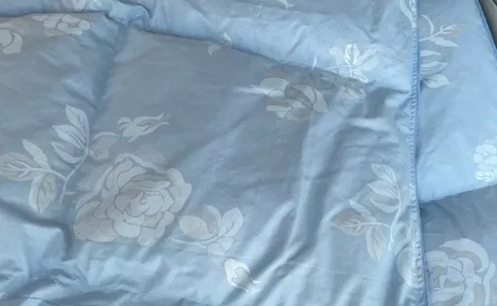 Реставрація пухових ковдр, пошив. Чистка пір'я, перин. Реставрація пухових ковдр, пошив. Чистка пір'я, перин.