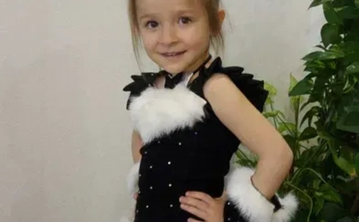 Святковий костюмчик для дітей.